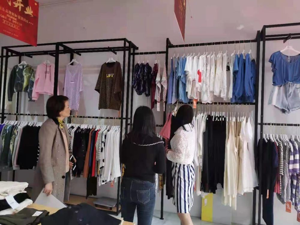 服装店退货政策、流程与消费者权益保障详解