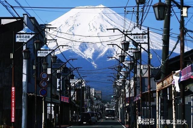 富士山地质活跃引发旅游热潮的最新消息